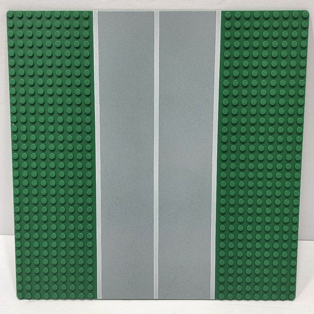 Lego Vintage Green With Road 10×10 Baseplate